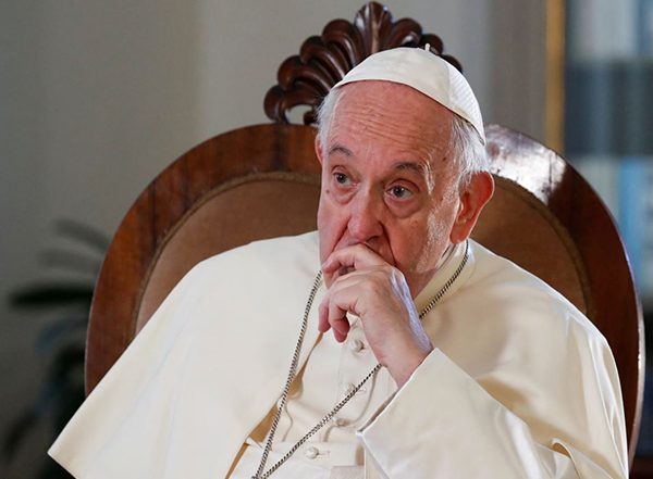 World News | Pope Francis 'stable', but Remains Critical: Vatican