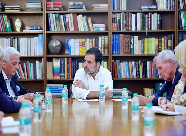 World News | LoP Rahul Gandhi Met with a Delegation from the Board of Directors of the Chicago Council on Global Affairs