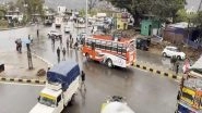 Jammu and Kashmir Landslide: Jammu-Srinagar National Highway Shut Due to Snow, Landslides; Vehicles Halted at Jakhani (Watch Videos)
