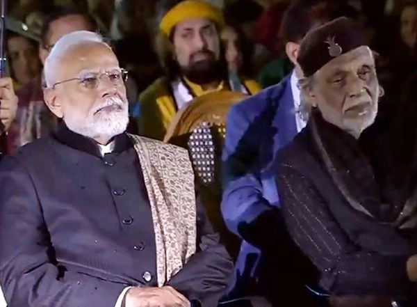 India News | PM Modi Attends Sufi Music Festival Jahan-e-Khusrau 2025 at Sunder Nursery