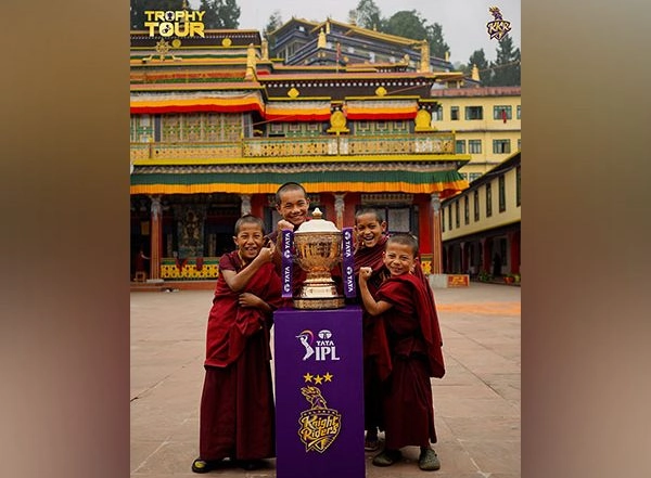 Sports News | KKR's IPL 2024 Trophy Tour Makes Historic First Visit to Gangtok