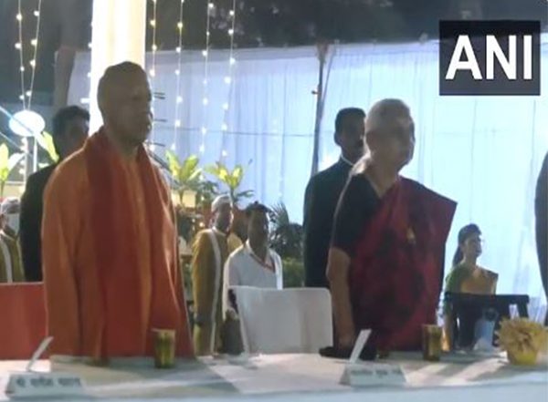 India News | UP CM Adityanath Attends Dinner Hosted by Governor Anandiben Patel