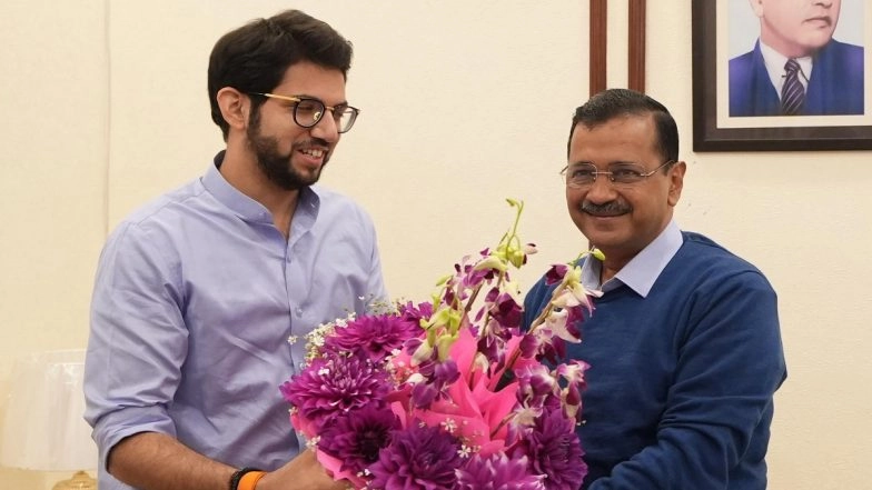 Shiv Sena (UBT) Leader Aaditya Thackeray Meets Arvind Kejriwal in Delhi