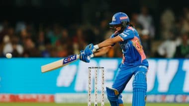 Mumbai Indians Beat Royal Challengers Bengaluru By 4 Wickets in WPL 2025; Ellyse Perry's Knock In Vain As Amanjot Kaur's All-Round Performance Coupled With Harmanpreet Kaur's Half-Century Help MI-W Edge Past RCB-W