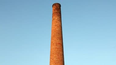 Mandya: Worker Climbs 510-Foot Chimney in Protest Over Job Loss in Karnataka (Watch Video)