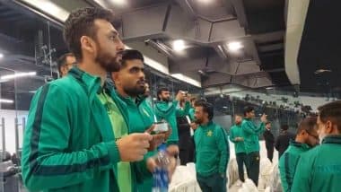 Pakistan Players Witness Fireworks During Special Inauguration Ceremony of the Newly-Renovated Gaddafi Stadium Along With PCB Chairman Mohsin Naqvi (Watch Video)