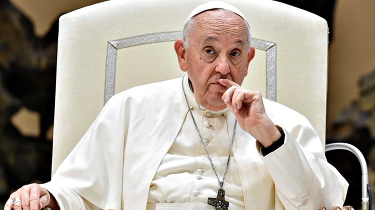 world-news-vatican-says-pope-francis-no-longer-requires-mechanical