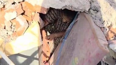 Rajkot House Collapse: Two-Storey House Collapses in Sahjanand Nagar During Renovation, 3 People Including Women Trapped Under Debris; Disturbing Video Surfaces