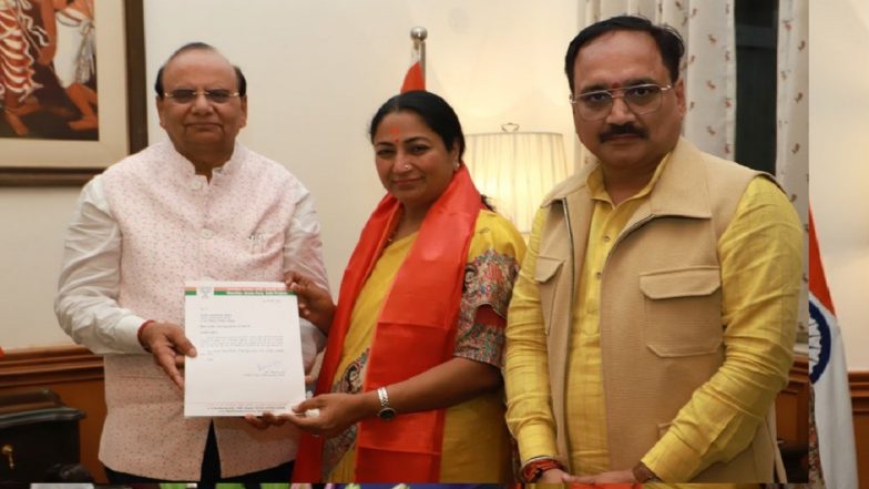 LG VK Saxena Invites BJP’s Rekha Gupta To Form Govt in Delhi