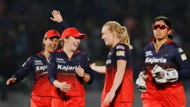 Royal Challengers Bengaluru Beat Delhi Capitals by Eight Wickets in WPL 2025; Smriti Mandhana, Renuka Singh Thakur, Bowlers Help Defending Champions Clinch Back-to-Back Wins