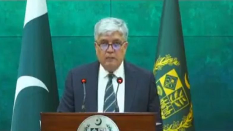Pakistan Rattled and Worried by Terror Reference in Joint Statement Following Bilateral Meeting Between PM Narendra Modi and US President Donald Trump, Increasing India-US Defence Ties (Watch Video)