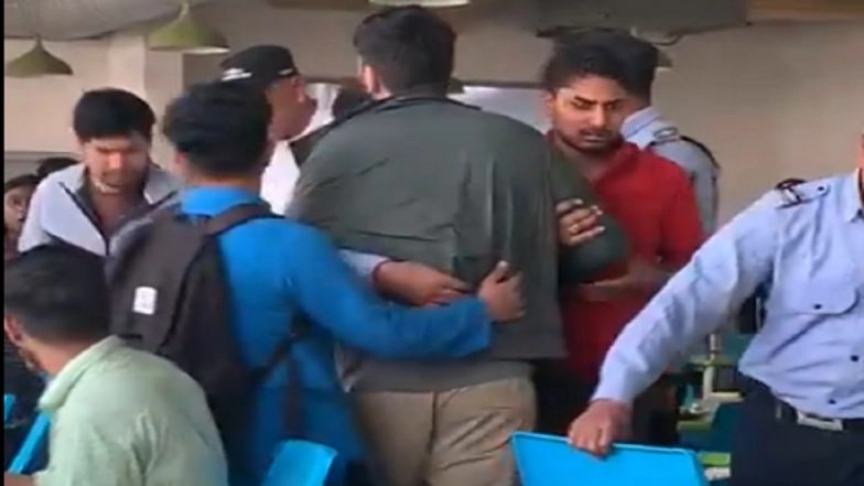 Students Clash at SAU Over Non-Vegetarian Food on Maha Shivratri in Delhi