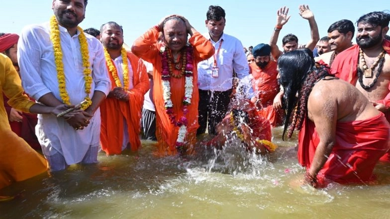 Vishnu Deo Sai, Cabinet, All-Party MLAs Take Holy Dip at Triveni Sangam in Prayagraj