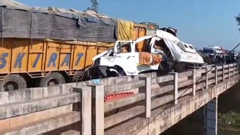 MP: 9 Returning From Maha Kumbh Mela Killed in 2 Road Mishaps in Madhya Pradesh