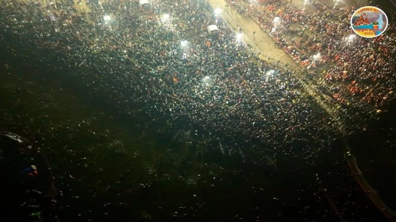 Maha Kumbh: 'Amrit Snan' Begins as over 1.65 Million Devotees Take Holy Dip on 'Basant Panchami'