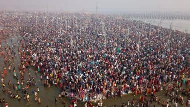 Prayagraj: Maha Kumbh Mela 2025 Concludes but Devotees Still Arriving for Holy Dip at Triveni Sangam (Watch Video)