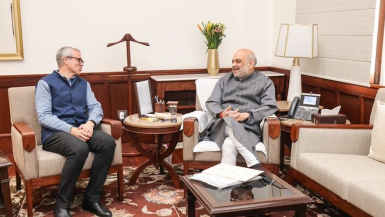 Jammu and Kashmir CM Omar Abdullah Meets Amit Shah; Discusses Statehood, Law and Order Issues (Watch Video)