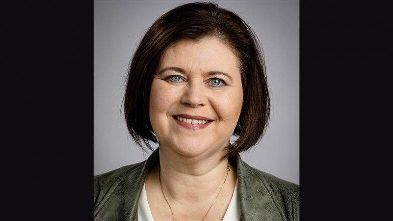 Iceland Minister Resigns After Confessing to Having Boy With Teen 30 Years Ago