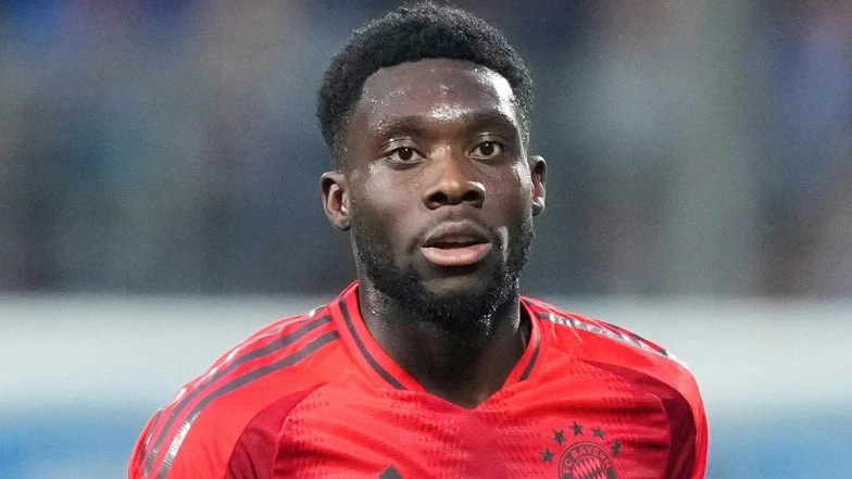 Bayern Munich's Alphonso Davies Out of Action For Six Months, Diagnosed With ACL Injury