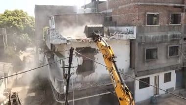 Bulldozer Action Against Fahim Khan in Nagpur Violence: Municipal Corporation Demolishes Illegal Portions of House of Key Accused (Watch Videos)