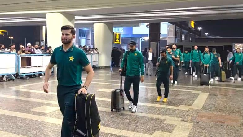 Pakistan Cricket Team Arrives in Christchurch for White-Ball Series Against New Zealand (Watch Video)