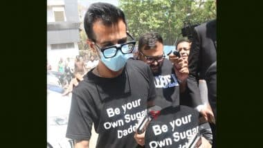 ‘Be Your Own Sugar Daddy!’ Yuzvendra Chahal’s Cheeky Message on T-Shirt As He Exits Bandra Family Court Post Divorce With Dhanashree Verma Goes Viral (See Pic)