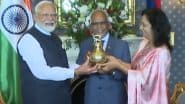 PM Narendra Modi Gifts Holy Ganga Water From ‘Maha Kumbh’ to Mauritius President Dharam Gokhool in Port Louis (Watch Video)