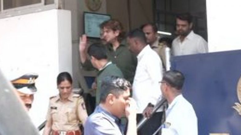 Kunal Kamra Eknath Shinde Row: Mumbai Police Arrest 12 People for Vandalising Habitat Comedy Club in Khar