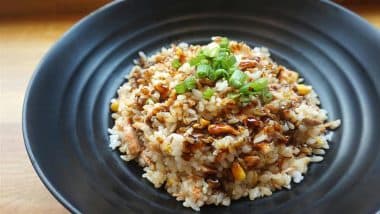 Perfect Rice Recipe: How To Cook Rice Like a Pro? Follow These Simple and Easy Ways To Avoid Sticky, Gummy Rice, Every Single Time (Watch Video)