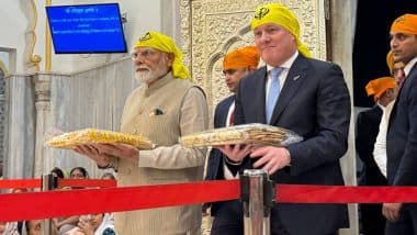 PM Narendra Modi, New Zealand Counterpart Christopher Luxon Pay Obeisance in Gurdwara Rakab Ganj Sahib in Delhi (See Pics and Video)