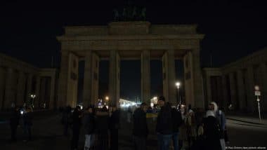 Global Landmarks Go Dark for Earth Hour