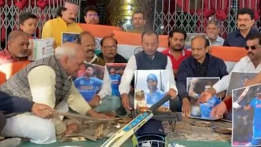 IND vs NZ ICC Champions Trophy 2025 Final: Cricket Fans Perform Puja for India’s Win Against New Zealand (Watch Video)