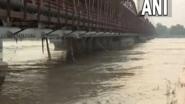 India News | Delhi Govt Plans to Revitalise River Yamuna with Solar-powered Ferry, Cruise Service to Boost Tourism