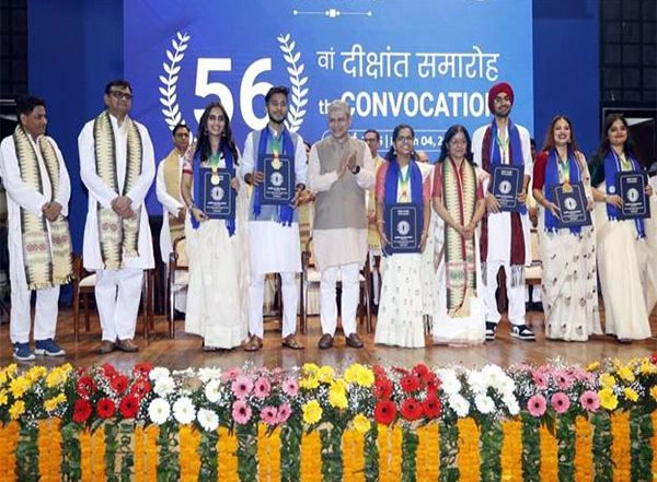 India News | IIMC Hosts 56th Convocation; Ashwini Vaishnaw Announces Plan to Make It World-class Media University