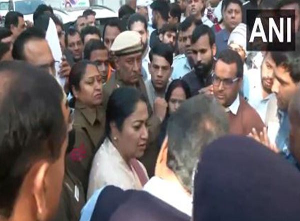 India News | Delhi Govt to Open Janaushadhi Kendras Near Hospitals, Says CM Rekha Gupta