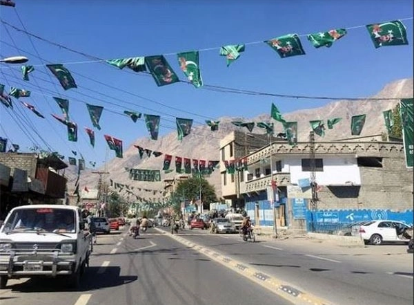 World News | Political Activist Condemns Harassment of Young Traders at Pakistan-China Border, Warns of Launching Protest in PoGB
