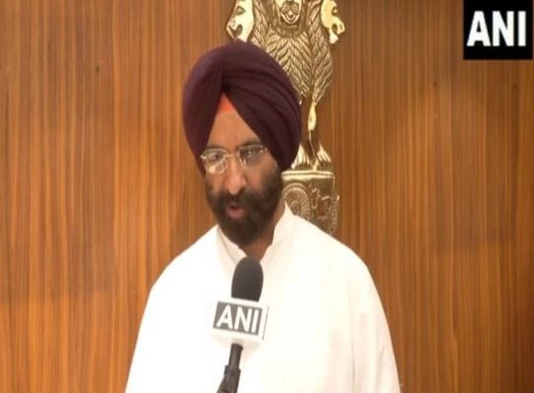 India News | Delhi Minister Sirsa Discusses Pollution & Waste Management Concerns with LG VK Saxena