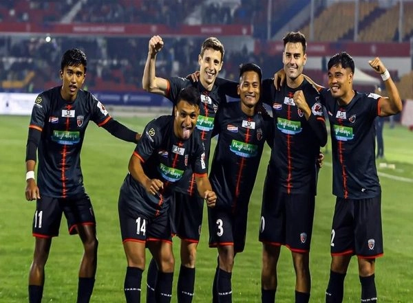 Sports News | Ajaraie Nets Double as NorthEast United FC Breeze Past East Bengal FC