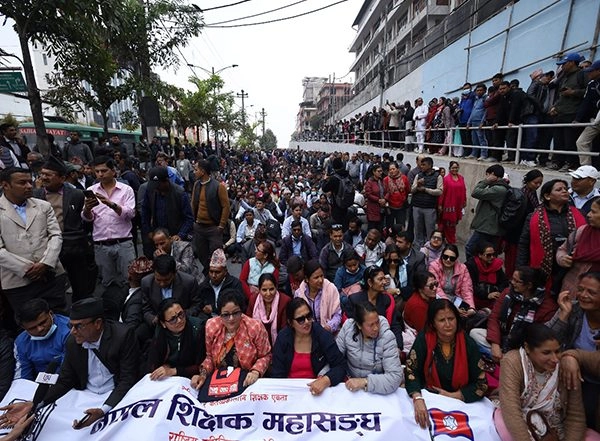World News | Nepal: Thousands of Teachers Protest over Delay in Endorsing Education Bill