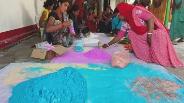 India News | Women of Ganga Mahila SHG in Balrampur Prepare Eco-friendly Herbal Gulal for Holi