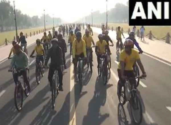 India News | Delhi Organises Pink Cyclothon Dedicated to International Women's Day