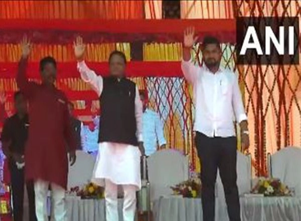 India News | Odisha CM Mohan Majhi Unveils Developmental Projects Valued at Rs 160 Crore