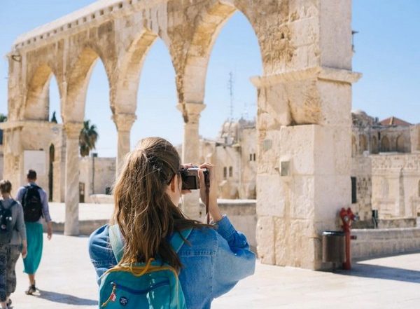 Business News | Foreign Tourists' Footfall in India Soars 124% in 2023
