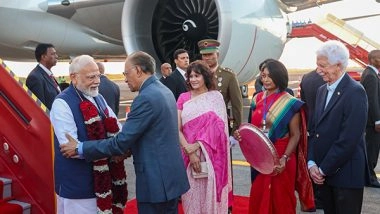 World News | Mauritius PM, Alongwith 200 Dignitaries Welcome PM Modi at Airport