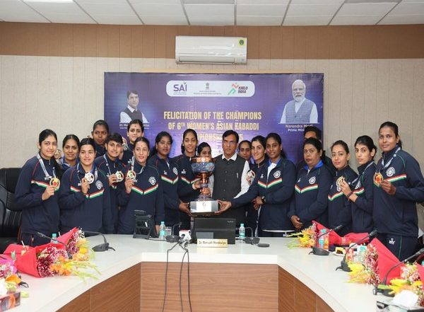 Sports News | Indian Women's Team Felicitated by Sports Minister Mandaviya After Asian Women's Kabaddi Championship Win