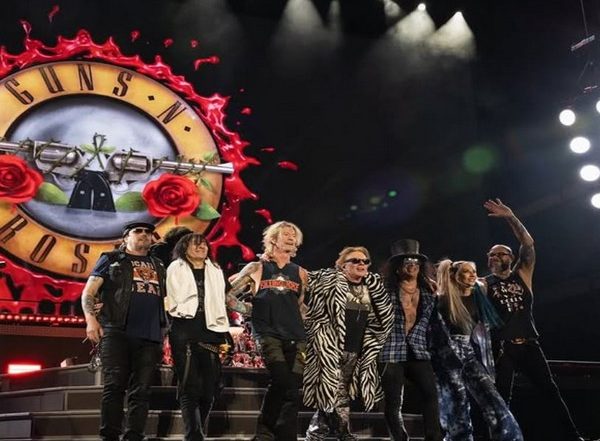 Entertainment News | Legendary Rock Band Guns N' Roses to Perform in India This May