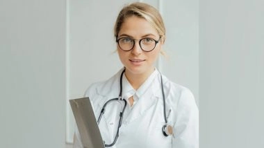 Health News | Blood Test Shows Promise for Early Detection of Dementia: Study