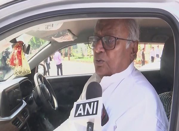 India News | 'He is a Fool, and Fools Daydream': TMC MP Saugata Roy on  Suvendu's Controversial Statement