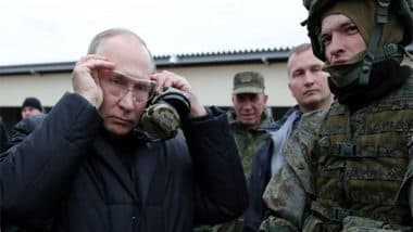 World News | Russian President Vladimir Putin Holds Meeting with Forces in Kursk: Kremlin