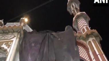 India News | Uttar Pradesh: Mosques Covered with Tarpaulins in Aligarh Ahead of Holi Celebrations